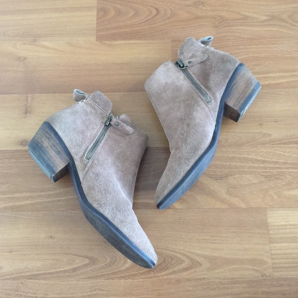 Vince Camuto Shoes - Vince Camuto Brown Suede Leather Booties Size 7.5